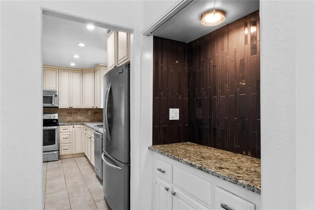 Photo 36 — 8101 Westwood Circle Street, Oklahoma City, OK 73127
