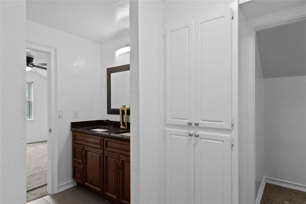 Photo 37 — 8101 Westwood Circle Street, Oklahoma City, OK 73127