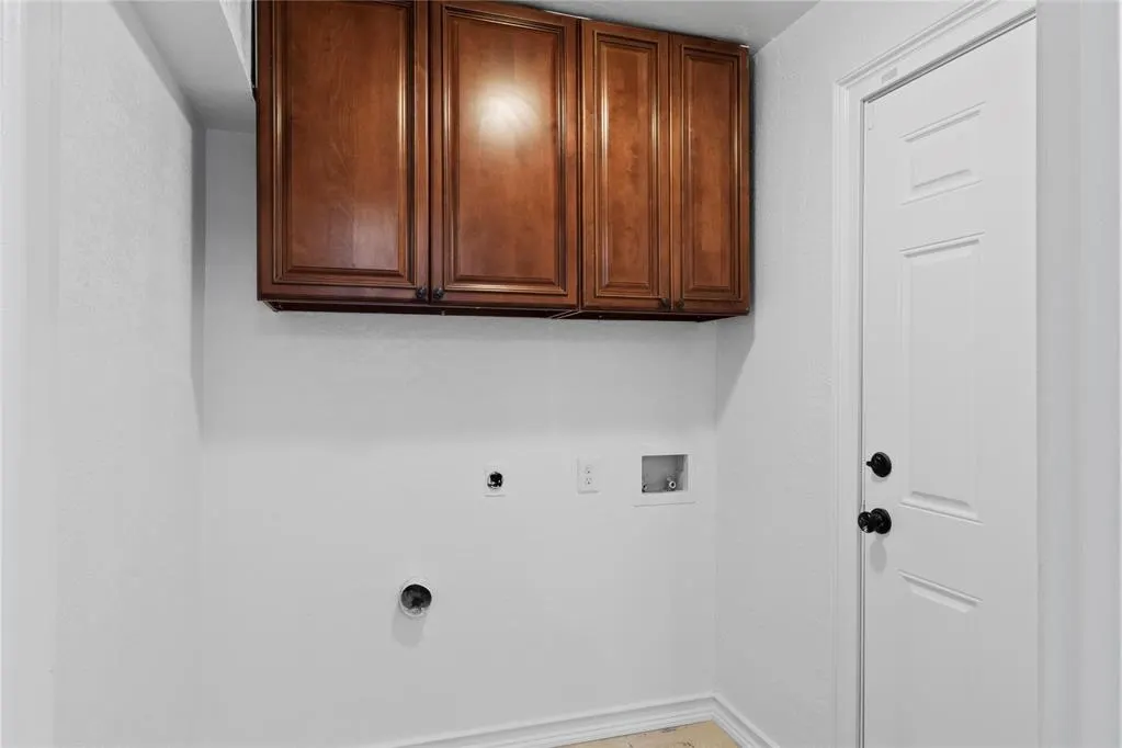 Photo 38 — 8101 Westwood Circle Street, Oklahoma City, OK 73127