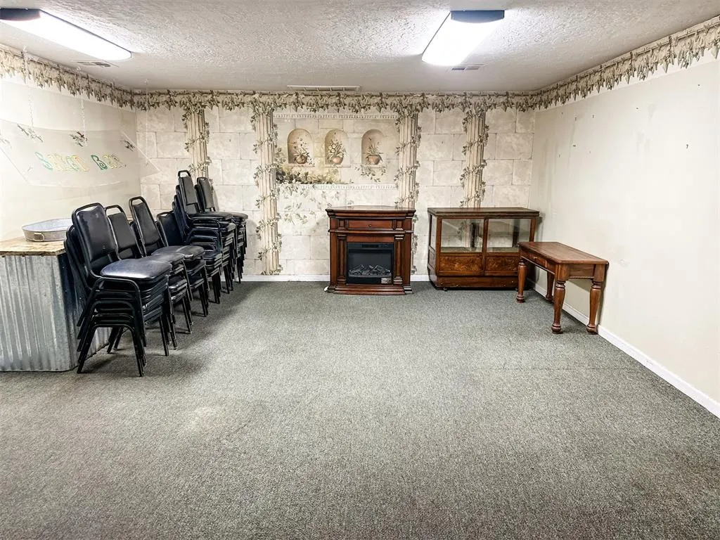 Photo 8 — 307 N Hazlett Street, Fort Cobb, OK 73038