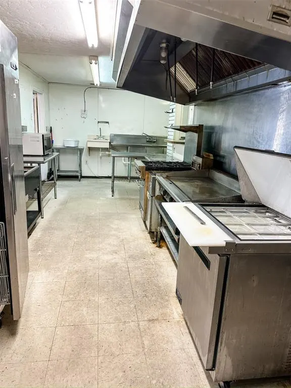 Photo 12 — 307 N Hazlett Street, Fort Cobb, OK 73038