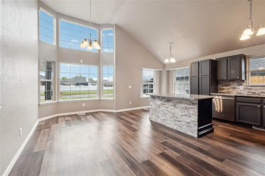 Photo 3 — 5908 SE 85th Street, Oklahoma City, OK 73135