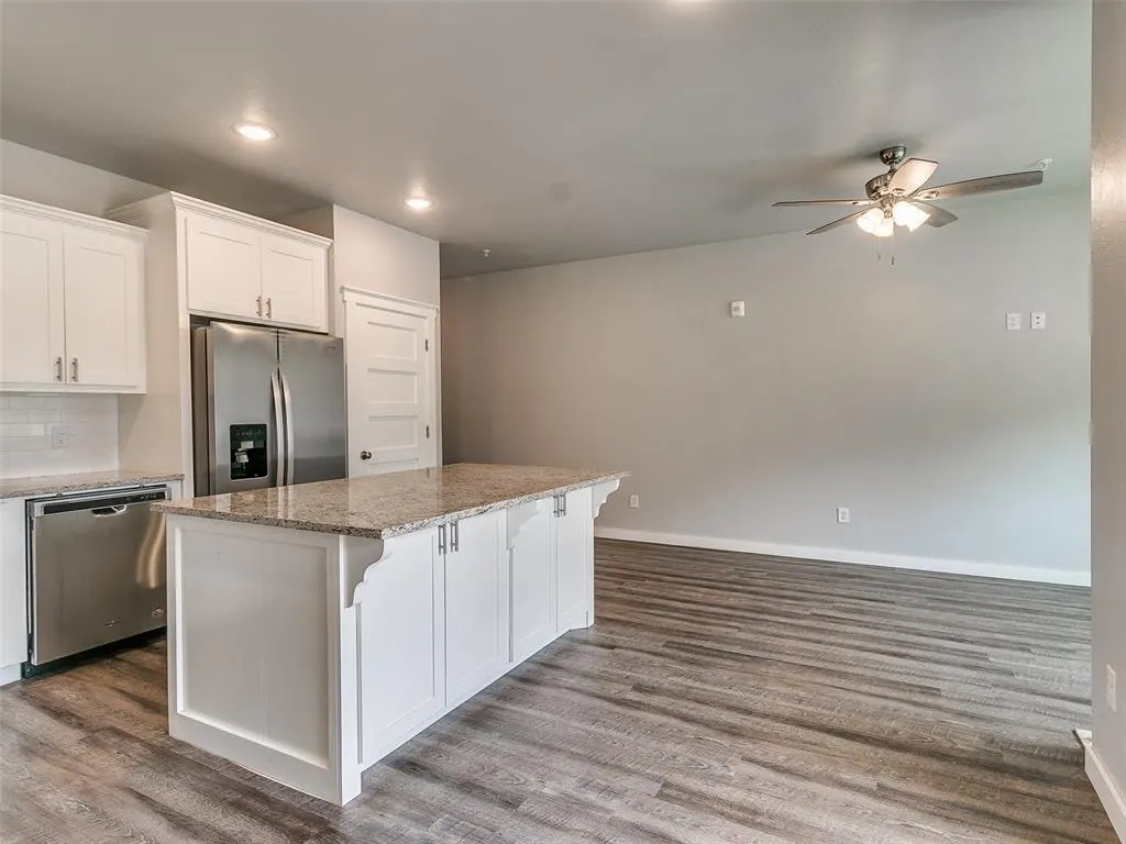 Photo 23 — 207 W Apache Street, Norman, OK 73069