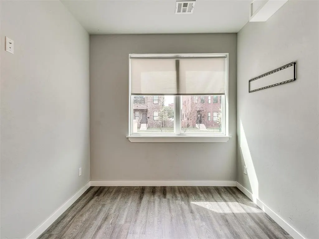 Photo 27 — 207 W Apache Street, Norman, OK 73069