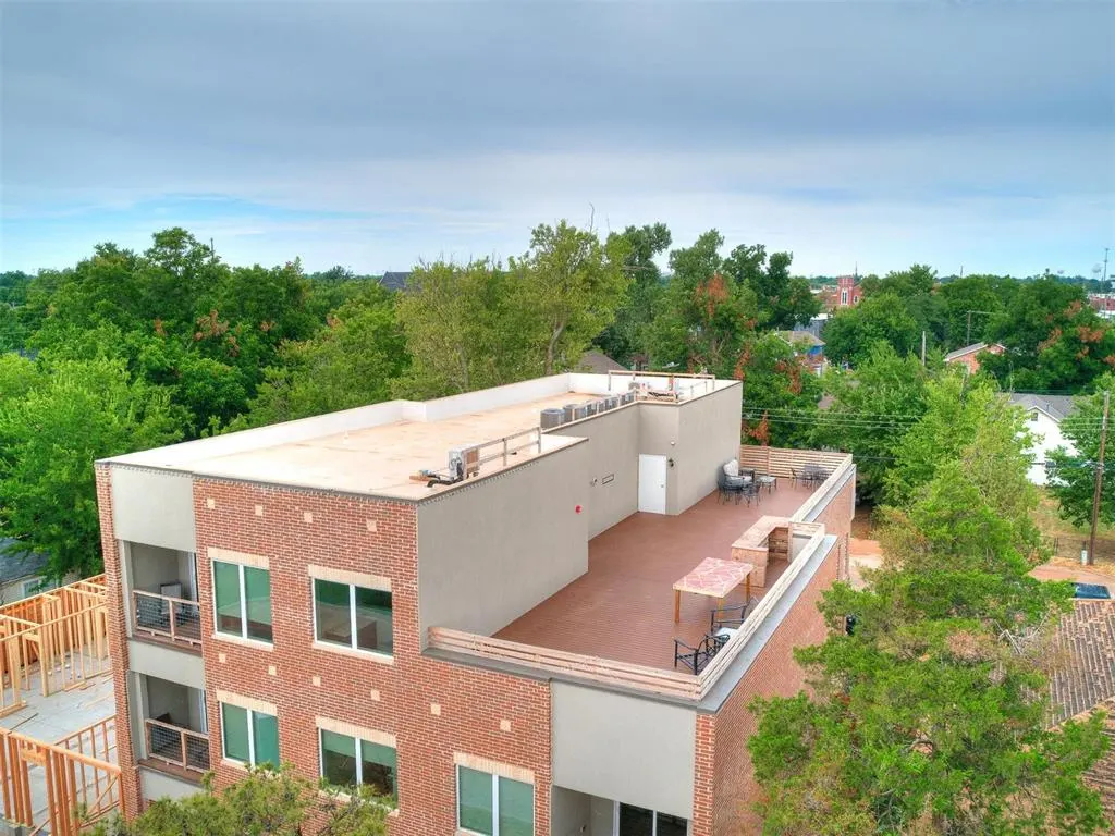 Photo 45 — 207 W Apache Street, Norman, OK 73069