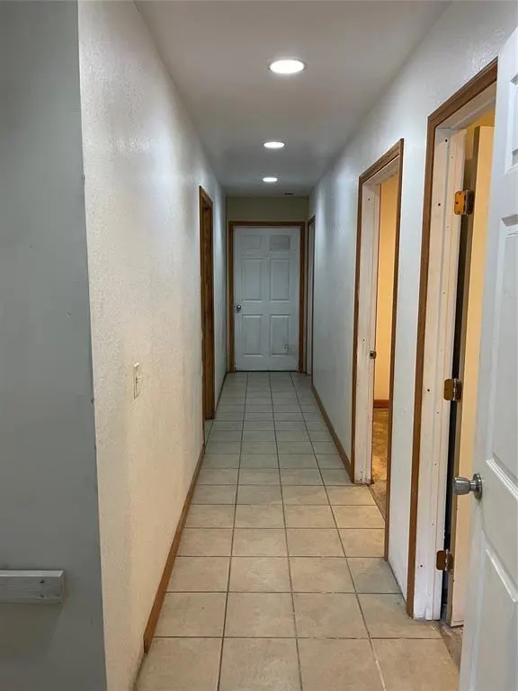 Photo 18 — 8315 NE 23rd Street, Oklahoma City, OK 73141