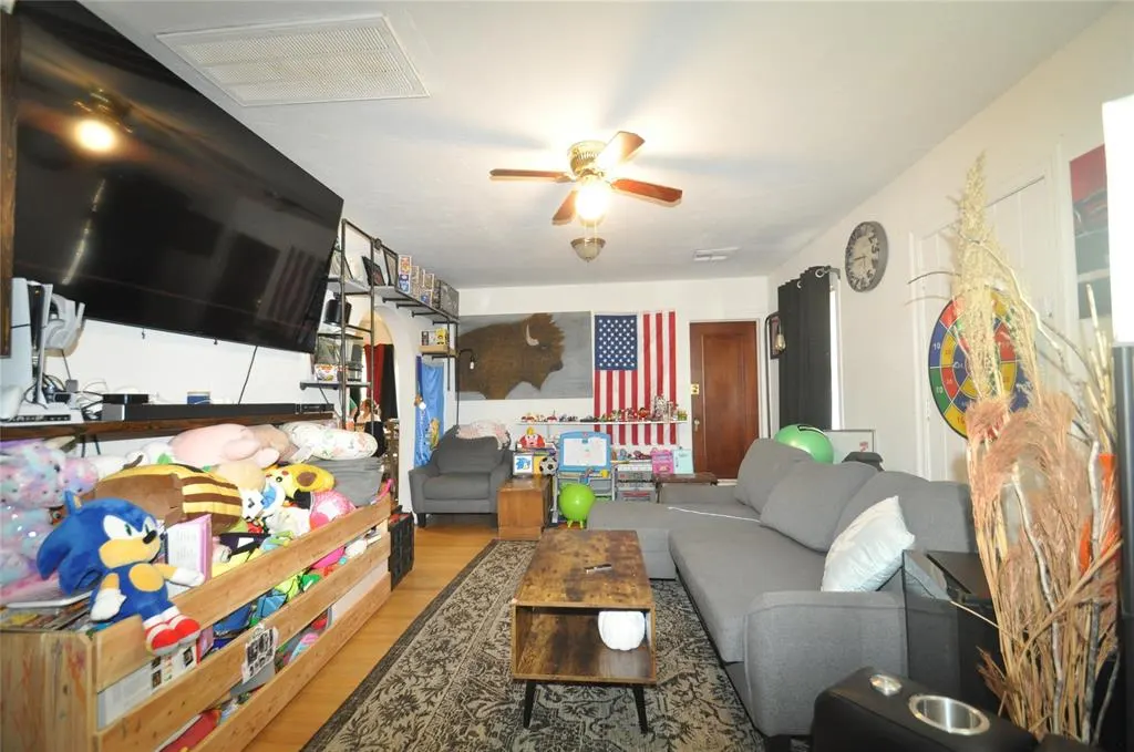 Photo 12 — 2716 NW 12th Street, Oklahoma City, OK 73107