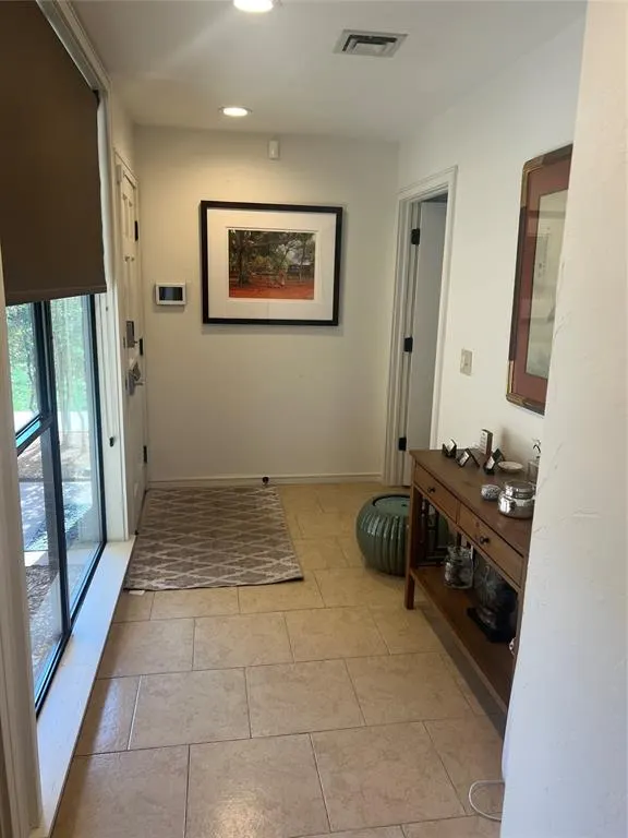 Photo 4 — 6402 N Santa Fe Avenue B, Oklahoma City, OK 73116