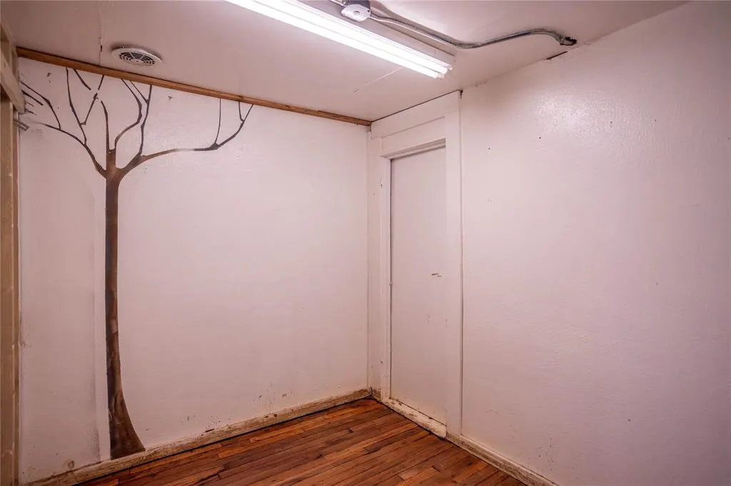 Photo 12 — 106 W Main Street, Weatherford, OK 73096