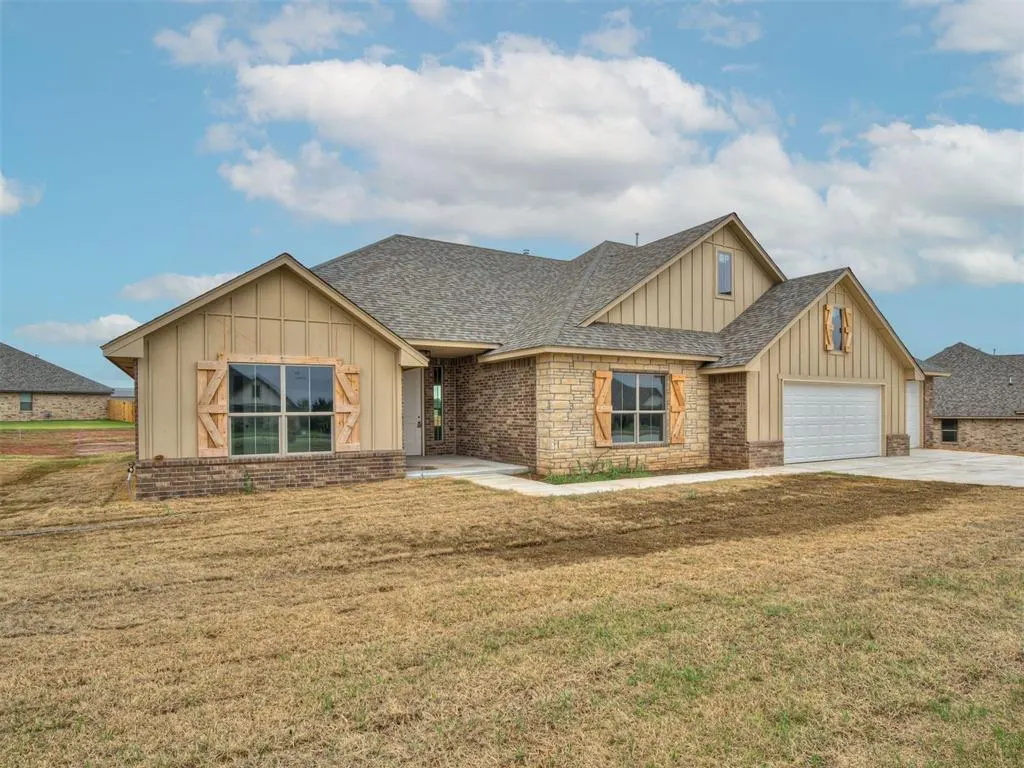 Photo 2 — 10209 Baldwin Lane, Oklahoma City, OK 73169