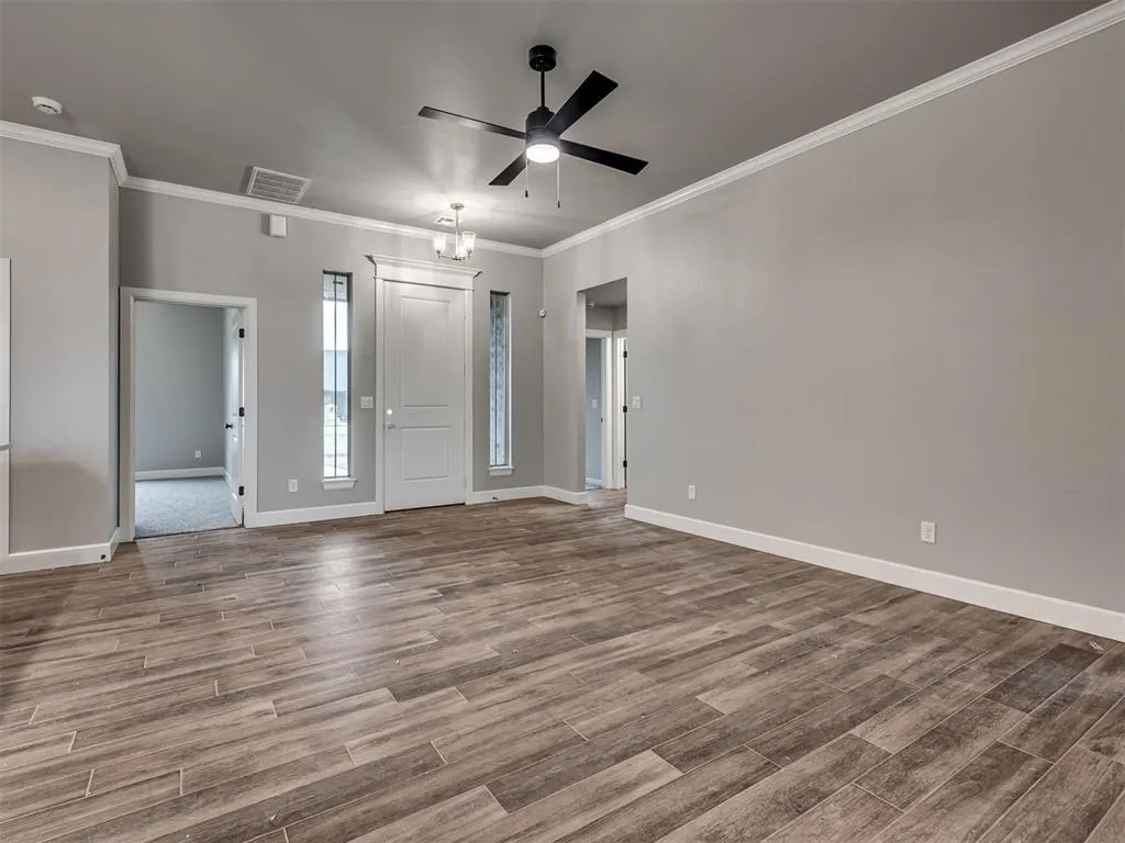Photo 7 — 10209 Baldwin Lane, Oklahoma City, OK 73169