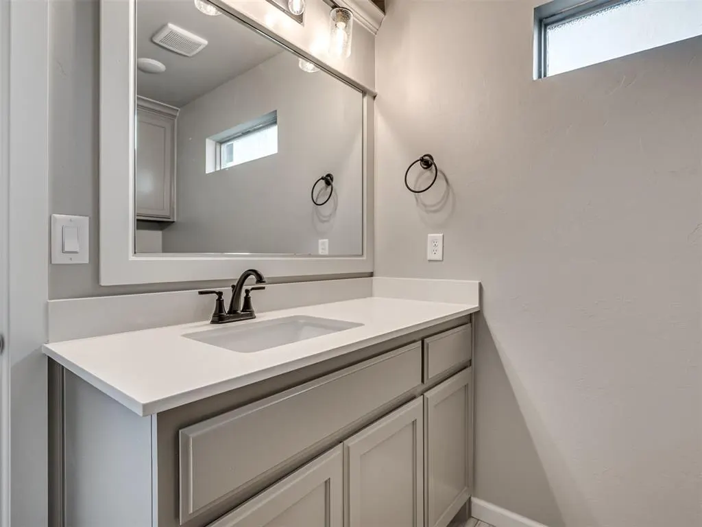 Photo 36 — 10209 Baldwin Lane, Oklahoma City, OK 73169