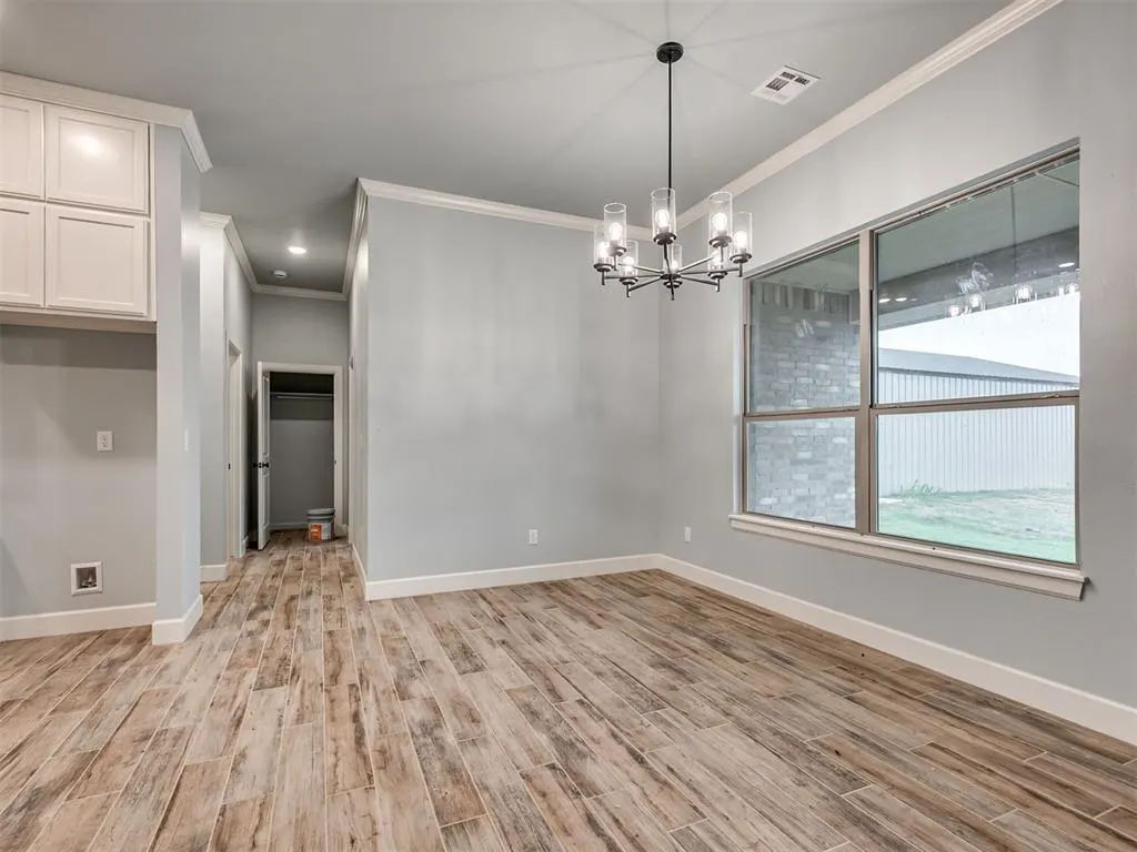 Photo 11 — 10117 Baldwin Lane, Oklahoma City, OK 73169