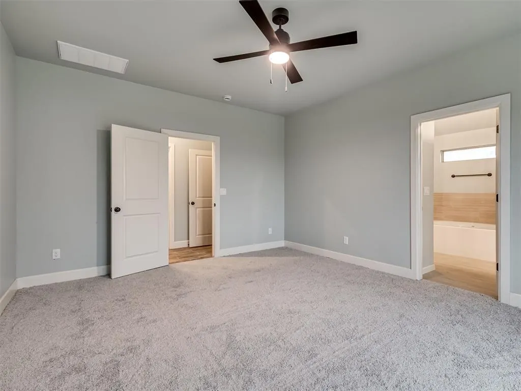 Photo 14 — 10117 Baldwin Lane, Oklahoma City, OK 73169