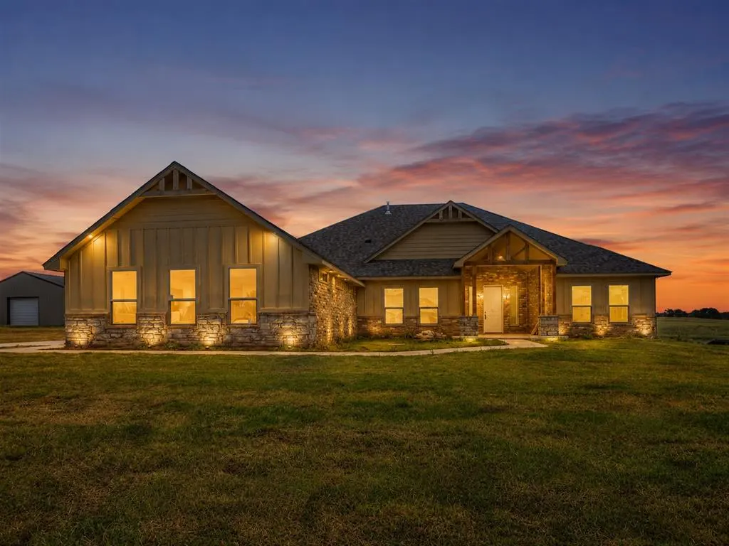 Front exterior — 10117 Baldwin Lane, Oklahoma City, OK 73169