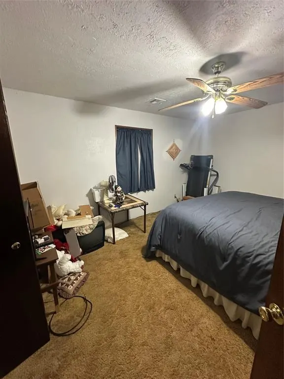 Photo 6 — 423 N Lowe Street, Hobart, OK 73651