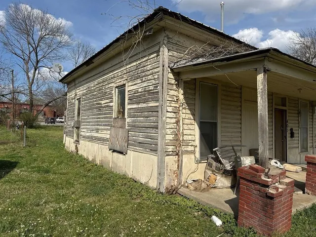 Photo 2 — 401 W Cherokee Avenue, McAlester, OK 74501