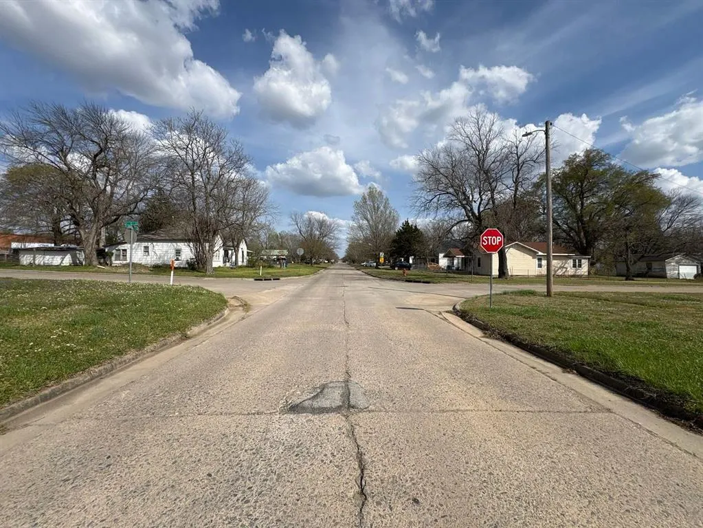 Photo 19 — 401 W Cherokee Avenue, McAlester, OK 74501