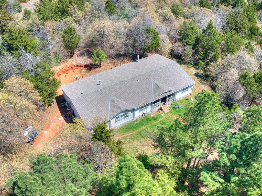 Photo 10 — 9500 Jennifer Drive, Oklahoma City, OK 73165
