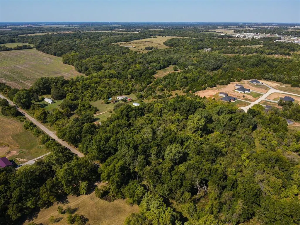 Photo 2 — 37614 W MacArthur Street, Shawnee, OK 74804