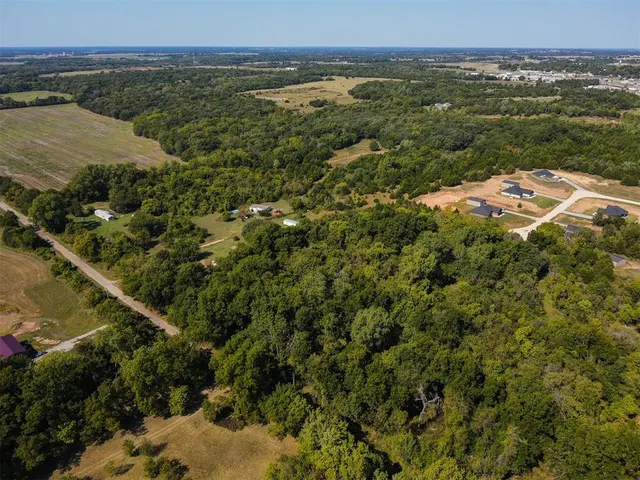 Photo 2 — 37614 W MacArthur Street, Shawnee, OK 74804