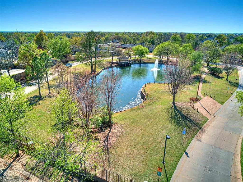 Photo 13 — 2109 Kingswood Circle, Oklahoma City, OK 73170