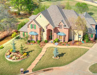 Sold home at 2109 Kingswood Circle