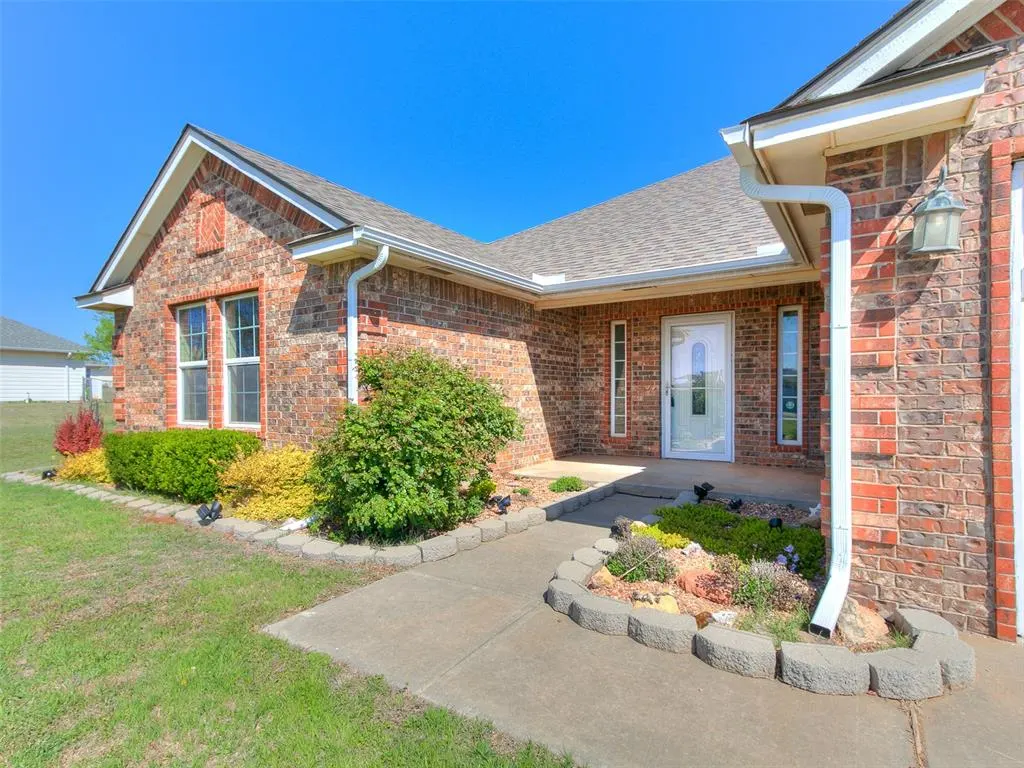 Front exterior — 2165 County Road 1226 Road, Tuttle, OK 73089