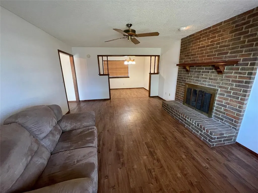 Photo 3 — 809 Tottingham Road, Anadarko, OK 73005