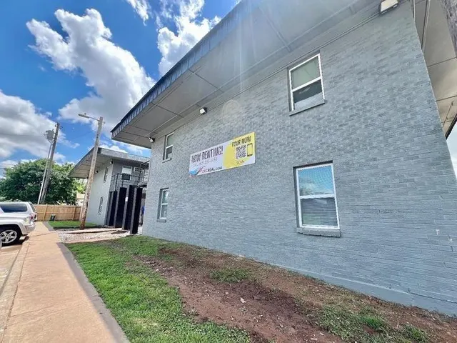 Photo 3 — 3100 S Dumas Lane, Oklahoma City, OK 73119