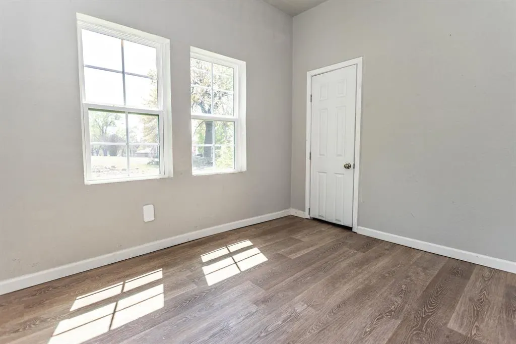 Photo 5 — 303 N Cleveland Street, Shawnee, OK 74801