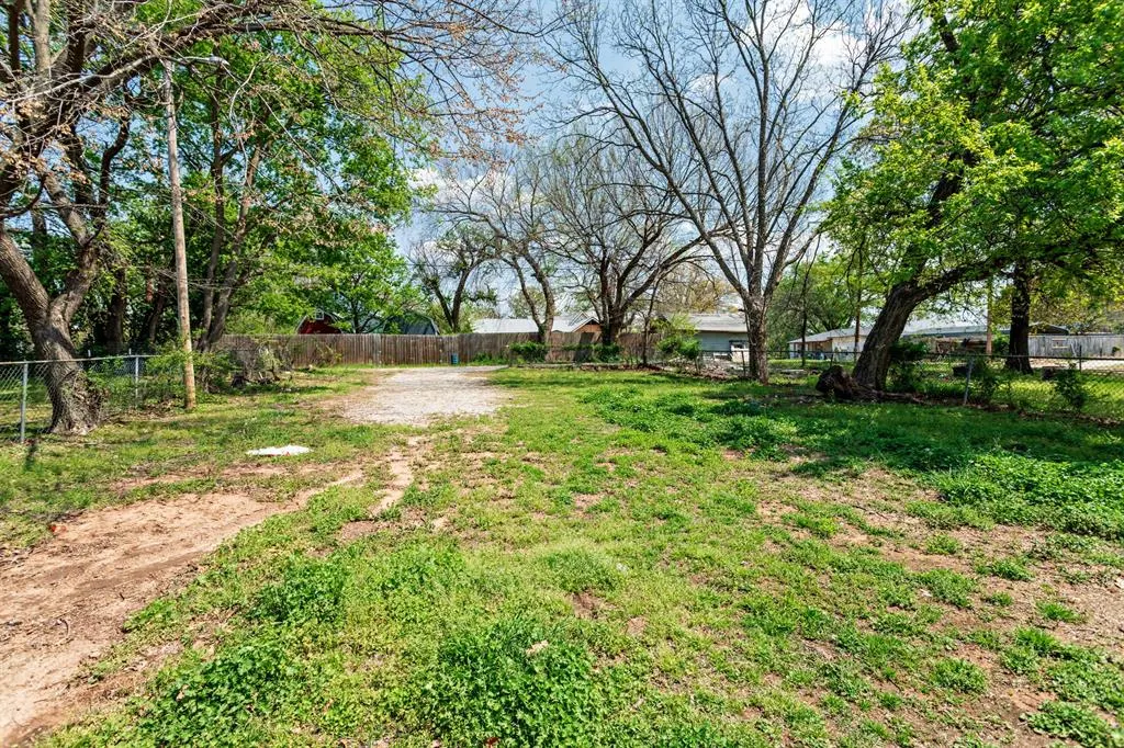 Photo 25 — 303 N Cleveland Street, Shawnee, OK 74801
