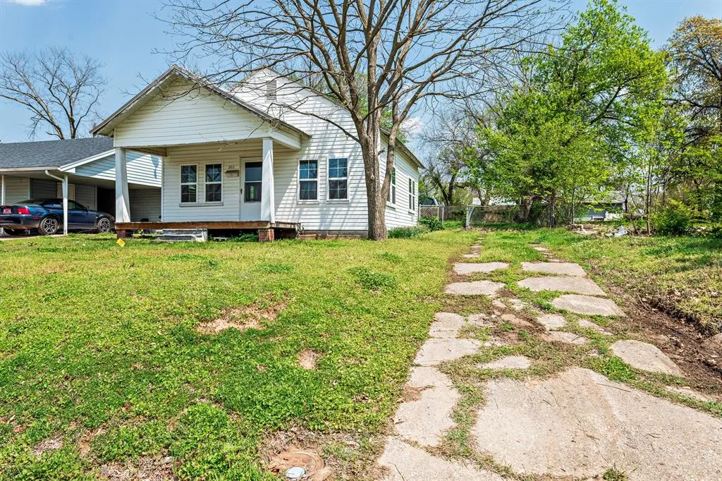 Photo 26 — 303 N Cleveland Street, Shawnee, OK 74801