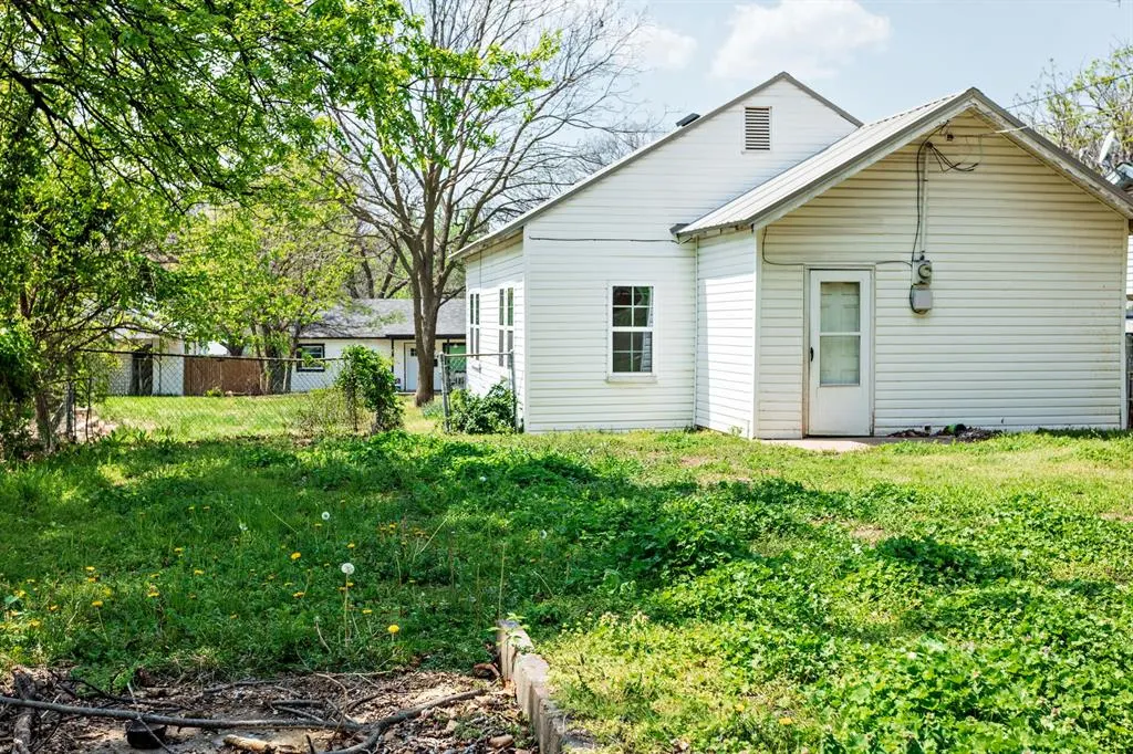 Photo 29 — 303 N Cleveland Street, Shawnee, OK 74801