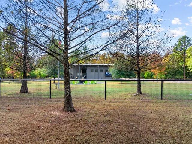 Photo 2 — 115 Post Oak Road, Broken Bow, OK 74728