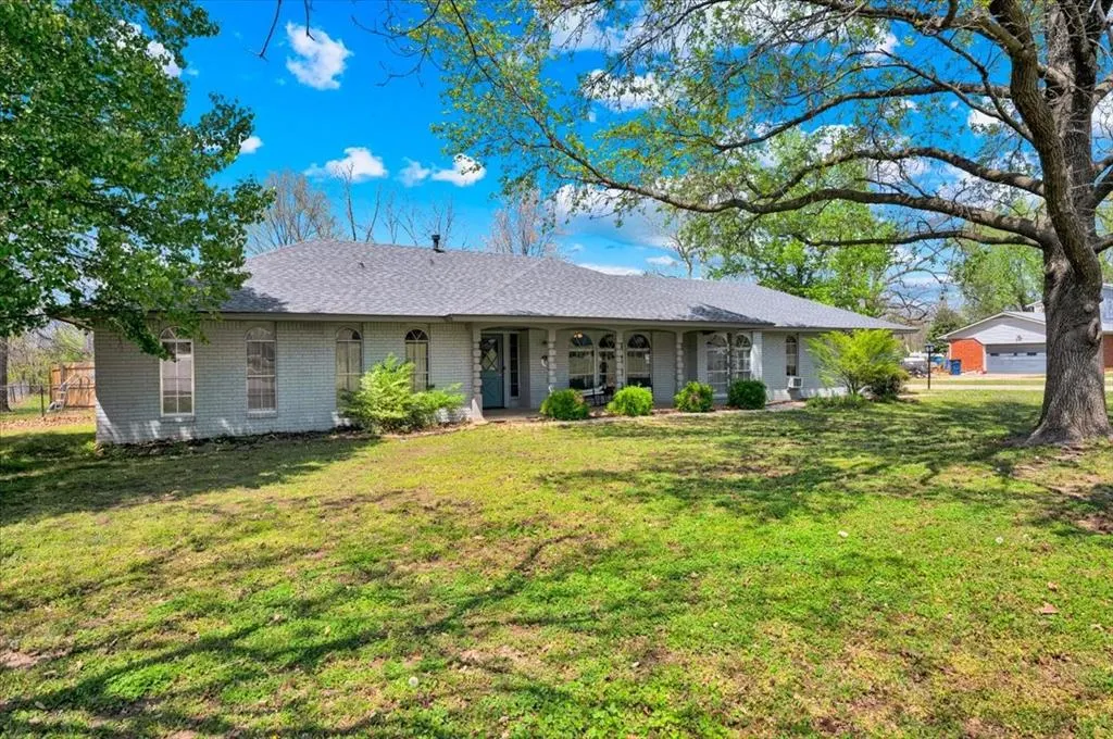 Photo 6 — 2315 Grisso Drive, Seminole, OK 74868