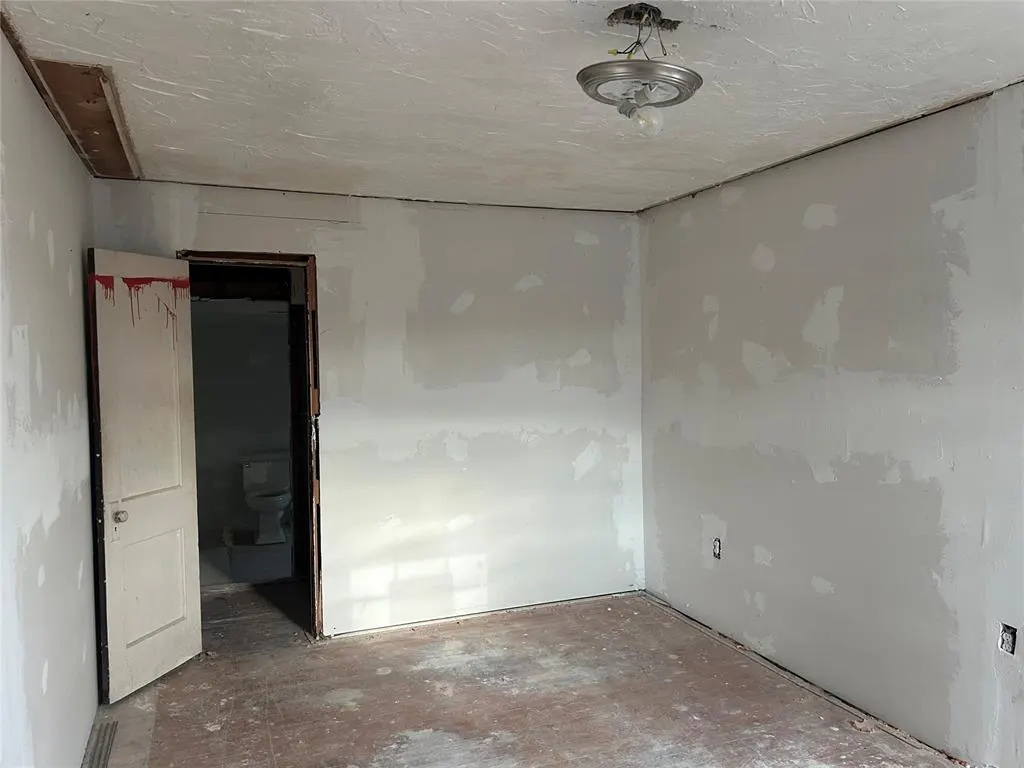 Photo 4 — 1157 E Bellevidere Drive, Oklahoma City, OK 73117
