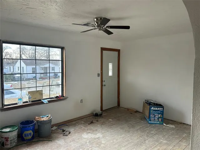 Photo 5 — 1157 E Bellevidere Drive, Oklahoma City, OK 73117