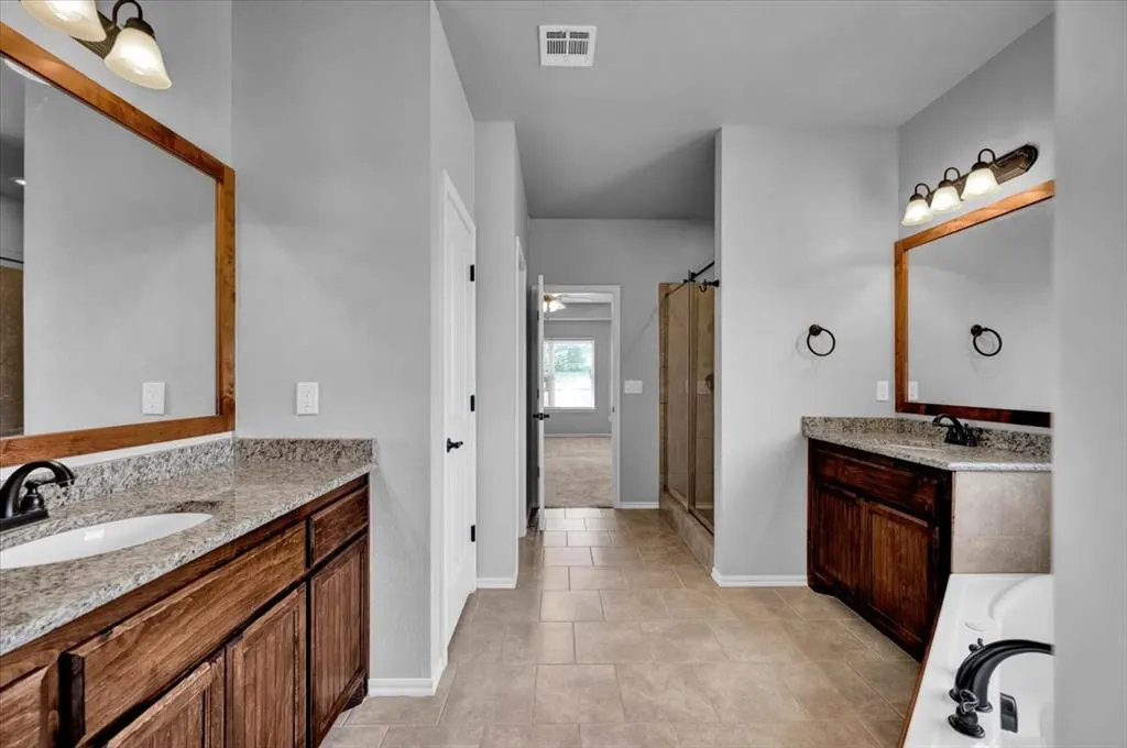 Photo 17 — 5800 SE 142nd Street, Oklahoma City, OK 73165