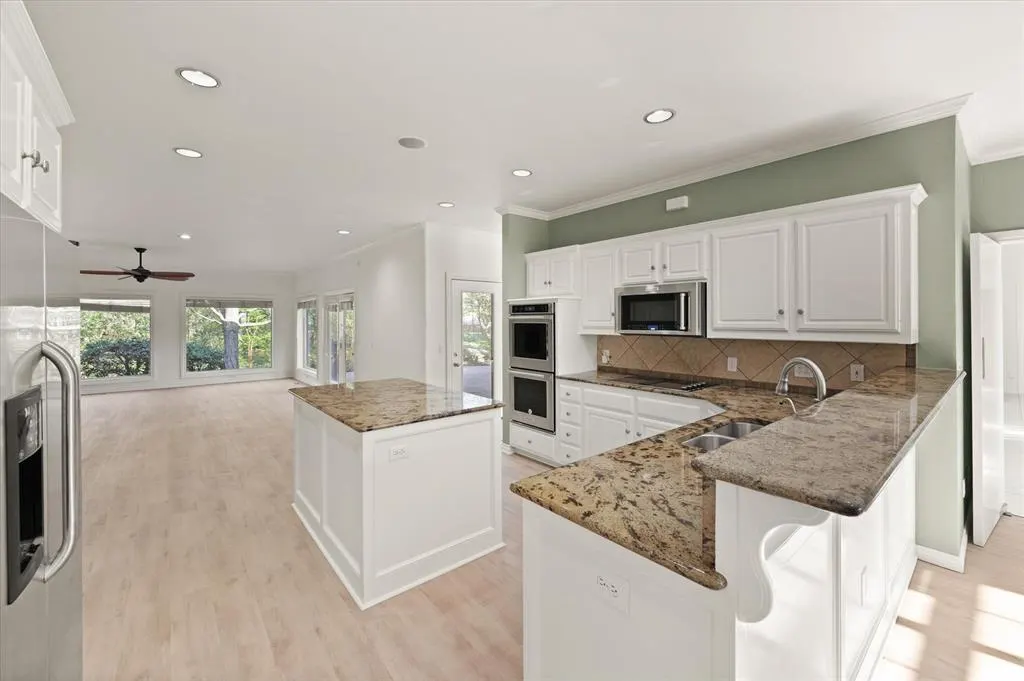 Photo 15 — 12308 Val Verde Drive, Oklahoma City, OK 73142