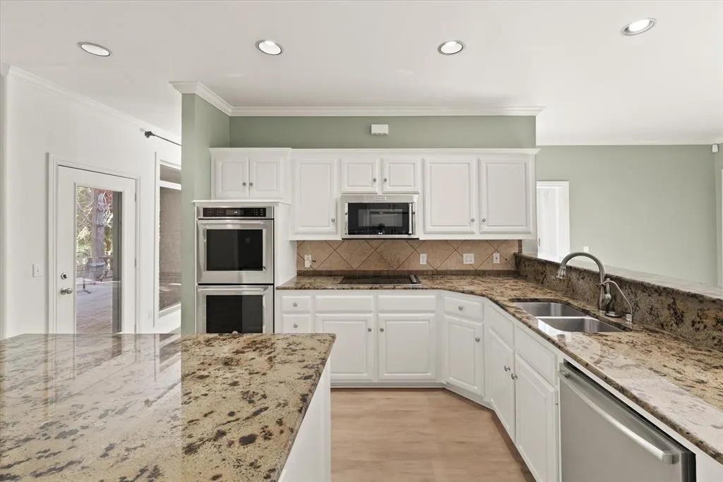 Photo 16 — 12308 Val Verde Drive, Oklahoma City, OK 73142
