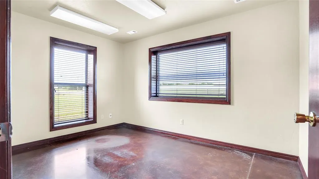 Photo 7 — 2301 S Highway 77, Pauls Valley, OK 73075