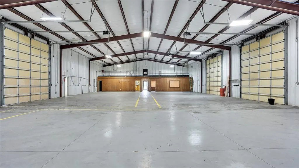 Photo 19 — 2301 S Highway 77, Pauls Valley, OK 73075