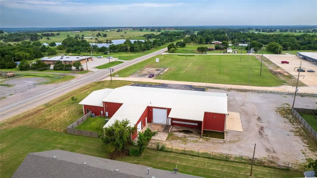 Photo 35 — 2301 S Highway 77, Pauls Valley, OK 73075