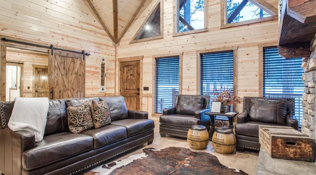 Photo 3 — 222 Lost Dogwood Trail, Broken Bow, OK 74728