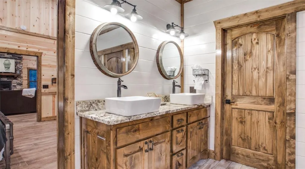 Photo 10 — 222 Lost Dogwood Trail, Broken Bow, OK 74728