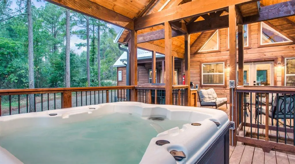 Photo 13 — 222 Lost Dogwood Trail, Broken Bow, OK 74728