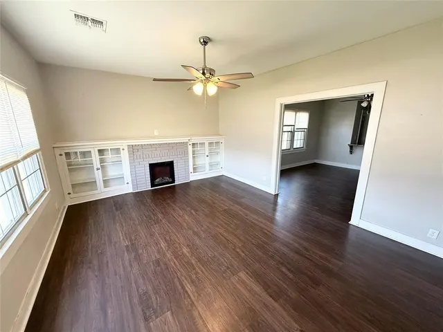 Photo 4 — 408 N Lee Street, Altus, OK 73521