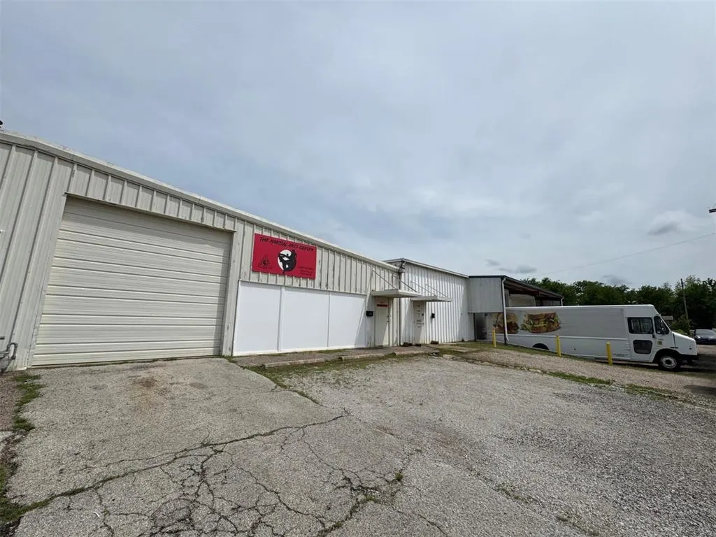 Photo 3 — 1515 N Tucker Avenue, Shawnee, OK 74801