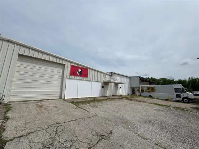 Photo 3 — 1515 N Tucker Avenue, Shawnee, OK 74801